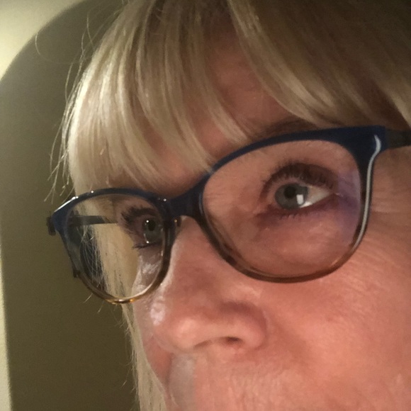 Meet your Posher, Alice - Picture 1 of 1